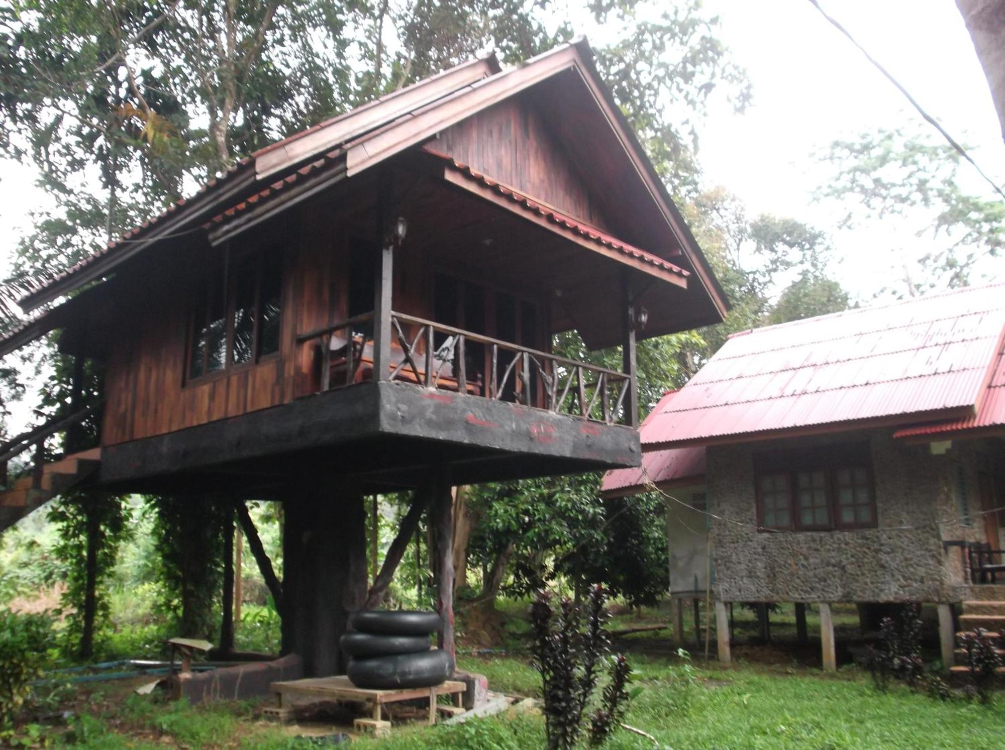 แบมบู เฮ้าส์ Hotel Khao Sok National Park ภายนอก รูปภาพ